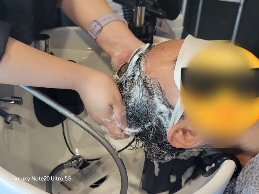 Shampoo and rinse step with scalp pressure-point massage