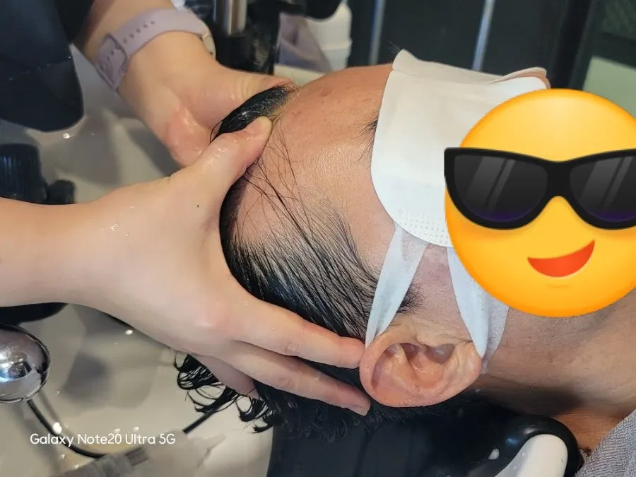 Scalp care continuing in the shampoo room