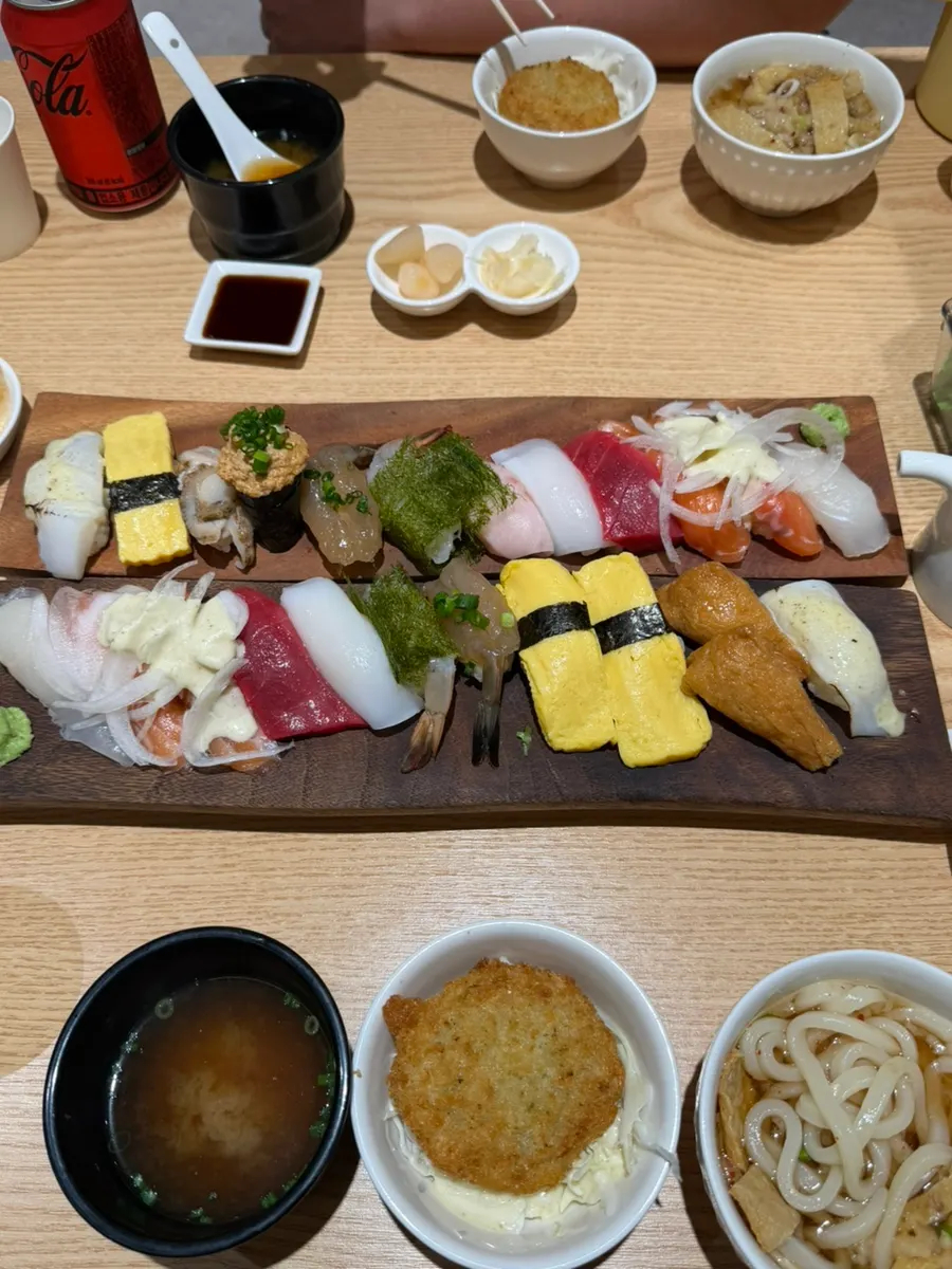 Ganghan Sushi assortment in Buldang-dong