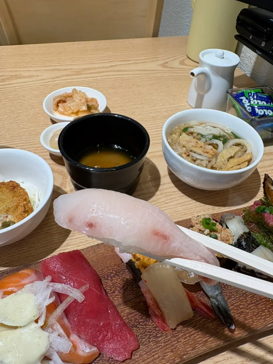 혼마구로 속살 참치 초밥