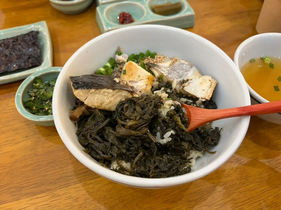 향택 삼치곤드레밥 한 그릇