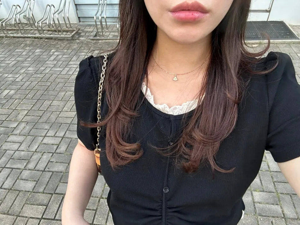 Finished natural C-curls at the ends