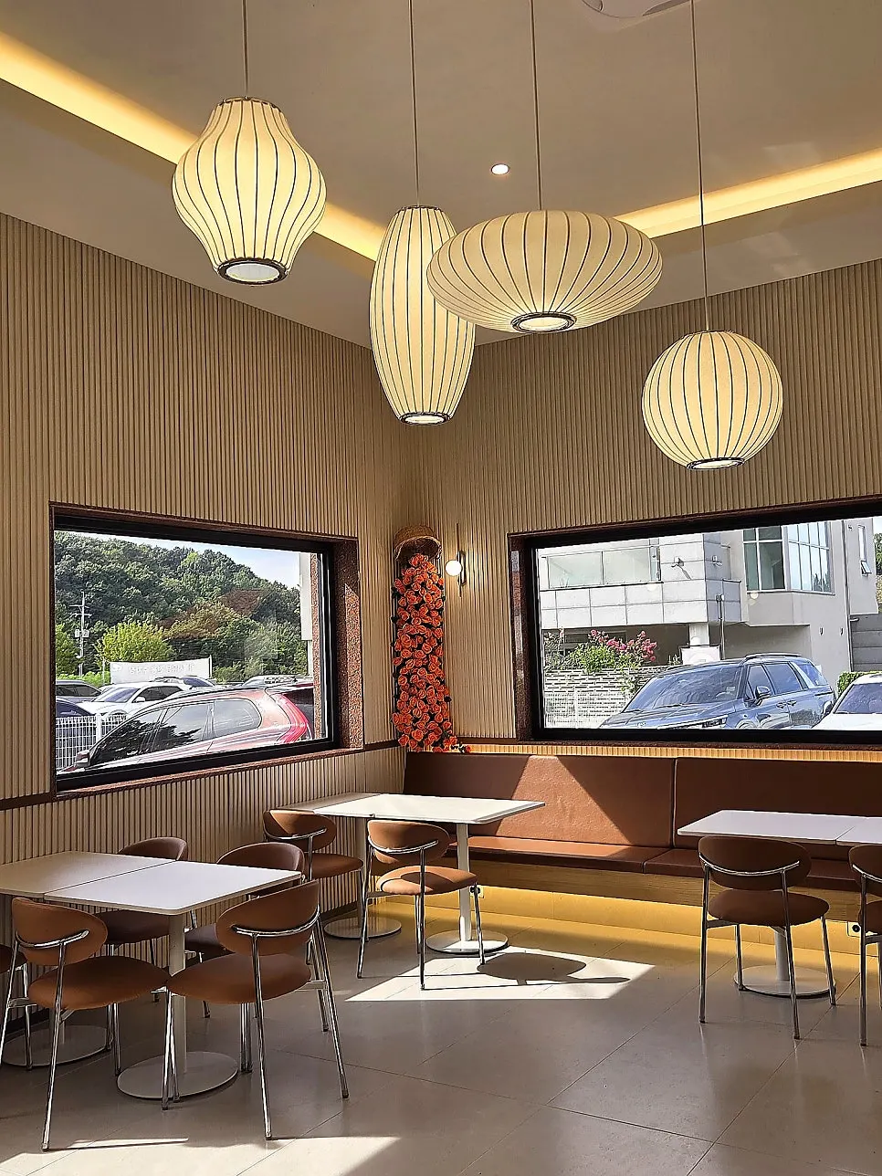 피노카페 별관 내부 공간