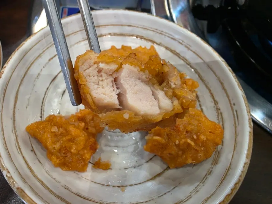 아삭하게 무쳐낸 콩나물무침 반찬