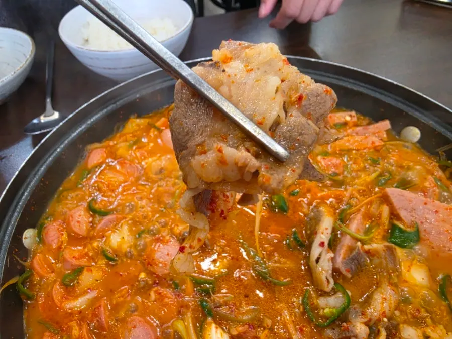 부대찌개 속 차돌고기