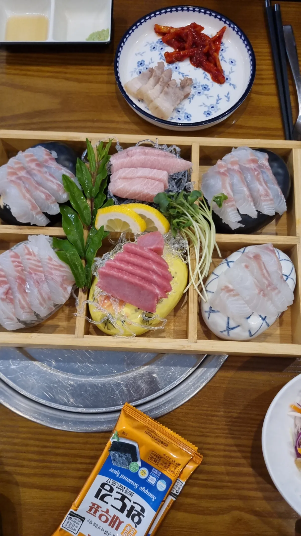동해바다횟집 모듬회 한 접시
