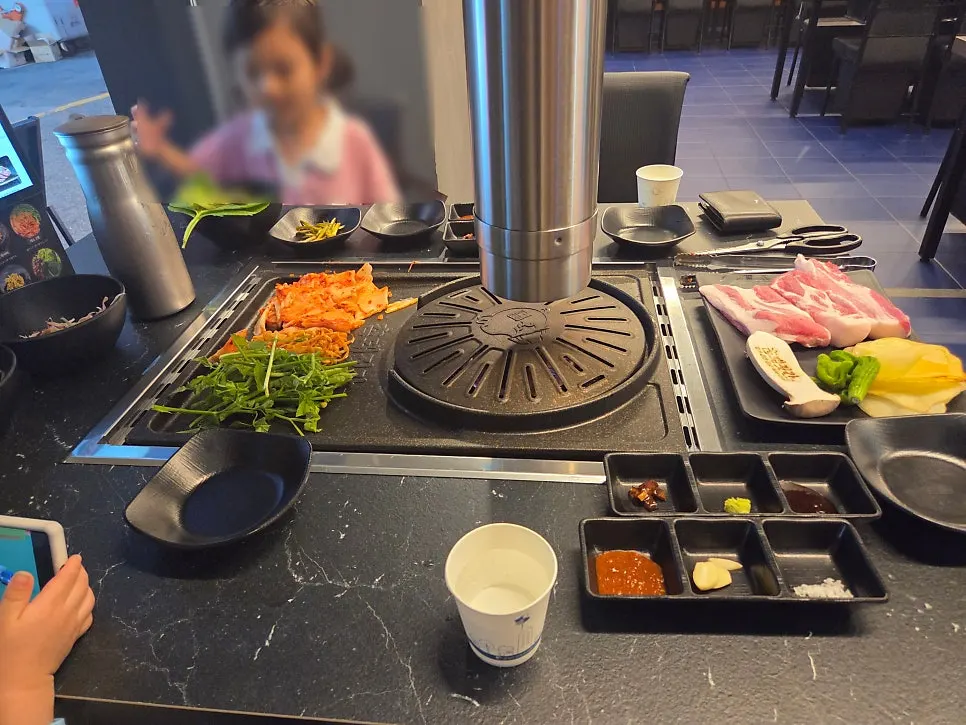 고기 주문 기본 밑반찬 구성