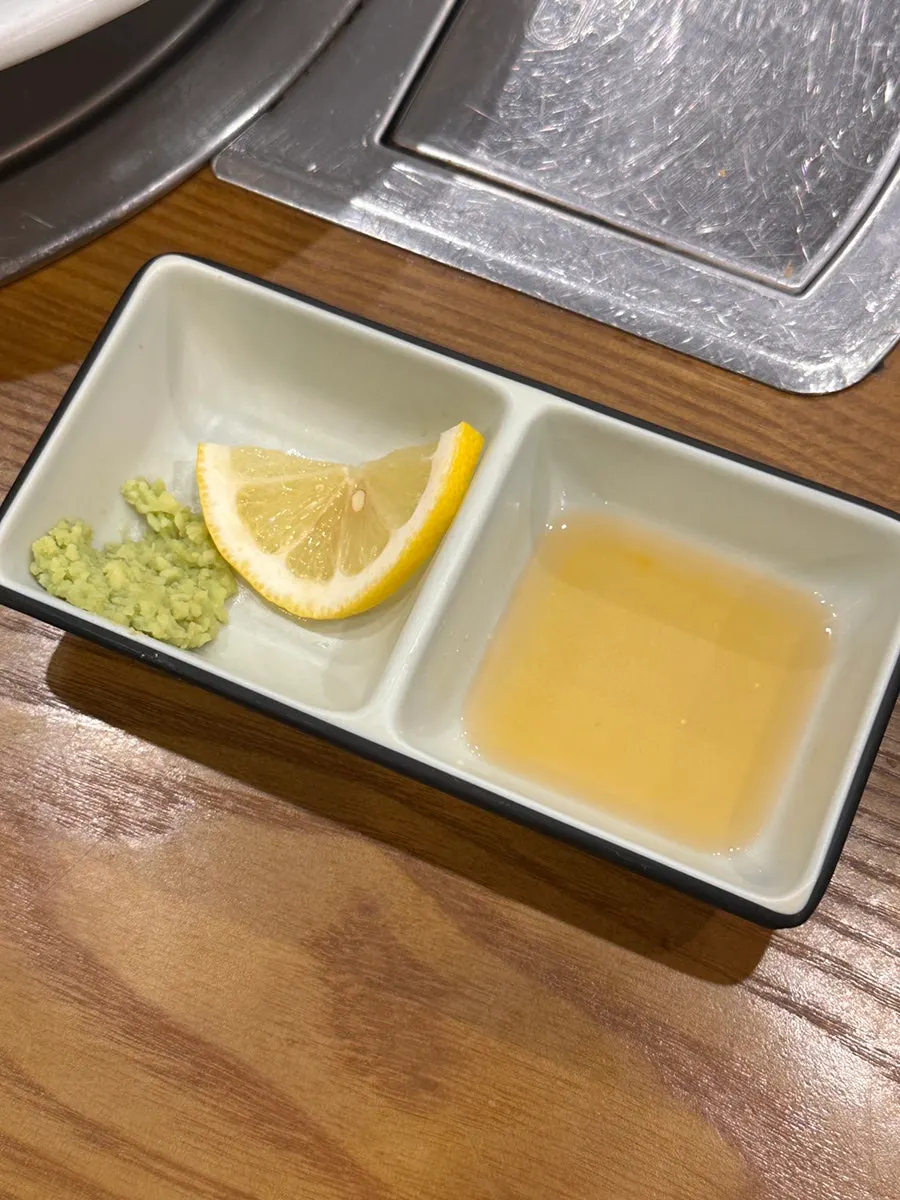 Seaweed soup and pajeon side dishes