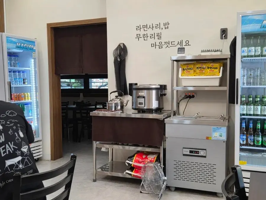 Inner private room at Cheongwon Restaurant