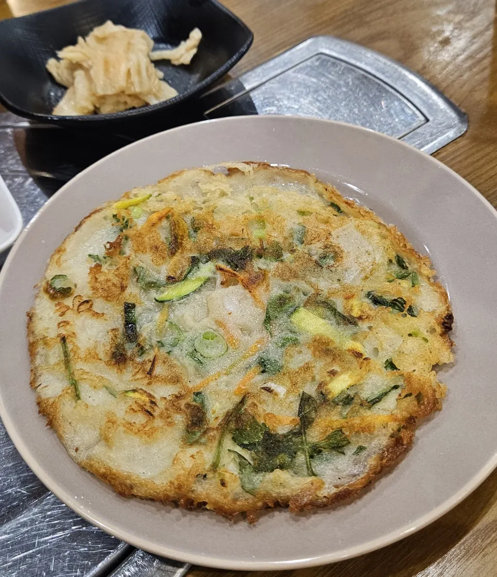 Jeon served as a basic side dish at the seafood restaurant