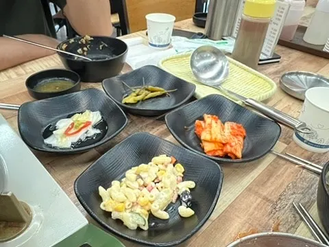 반으로 갈라본 오미오미 손만두