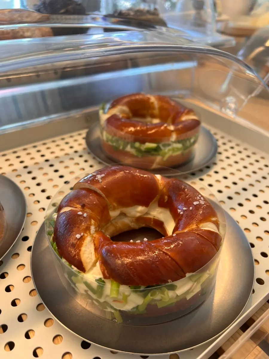 Green onion bagels on display