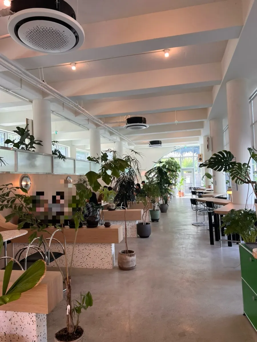 Geurimseu Cafe first-floor indoor seating
