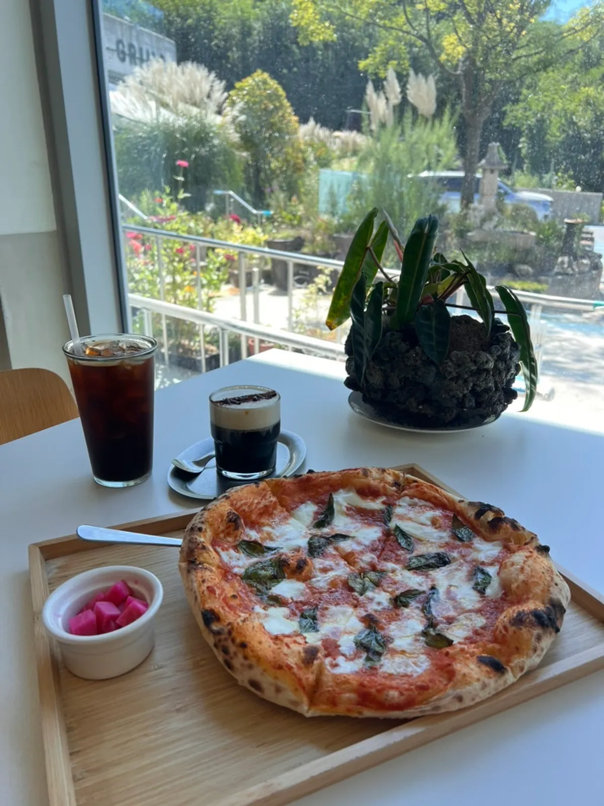 Geurimseu Cafe Margherita pizza