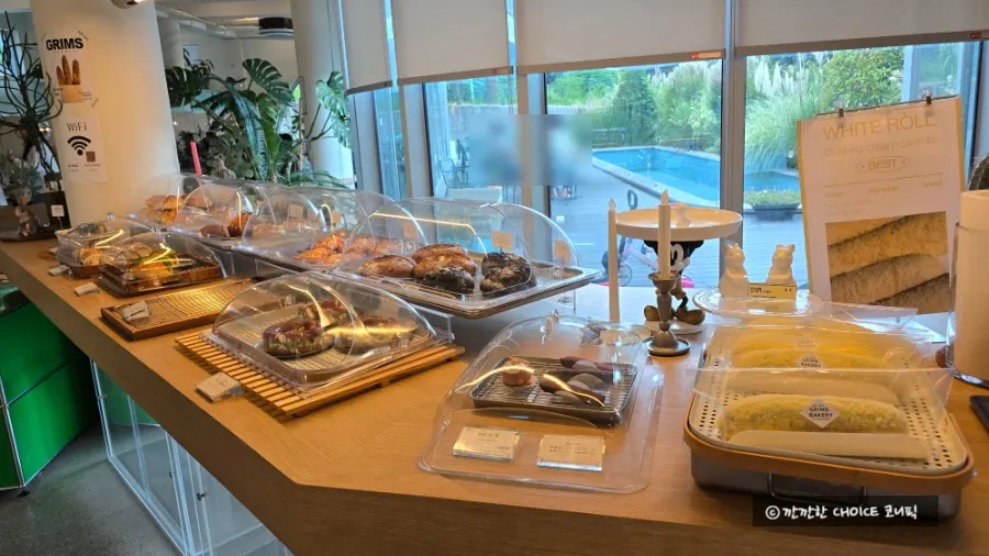 Dog-friendly Geurimseu Cafe