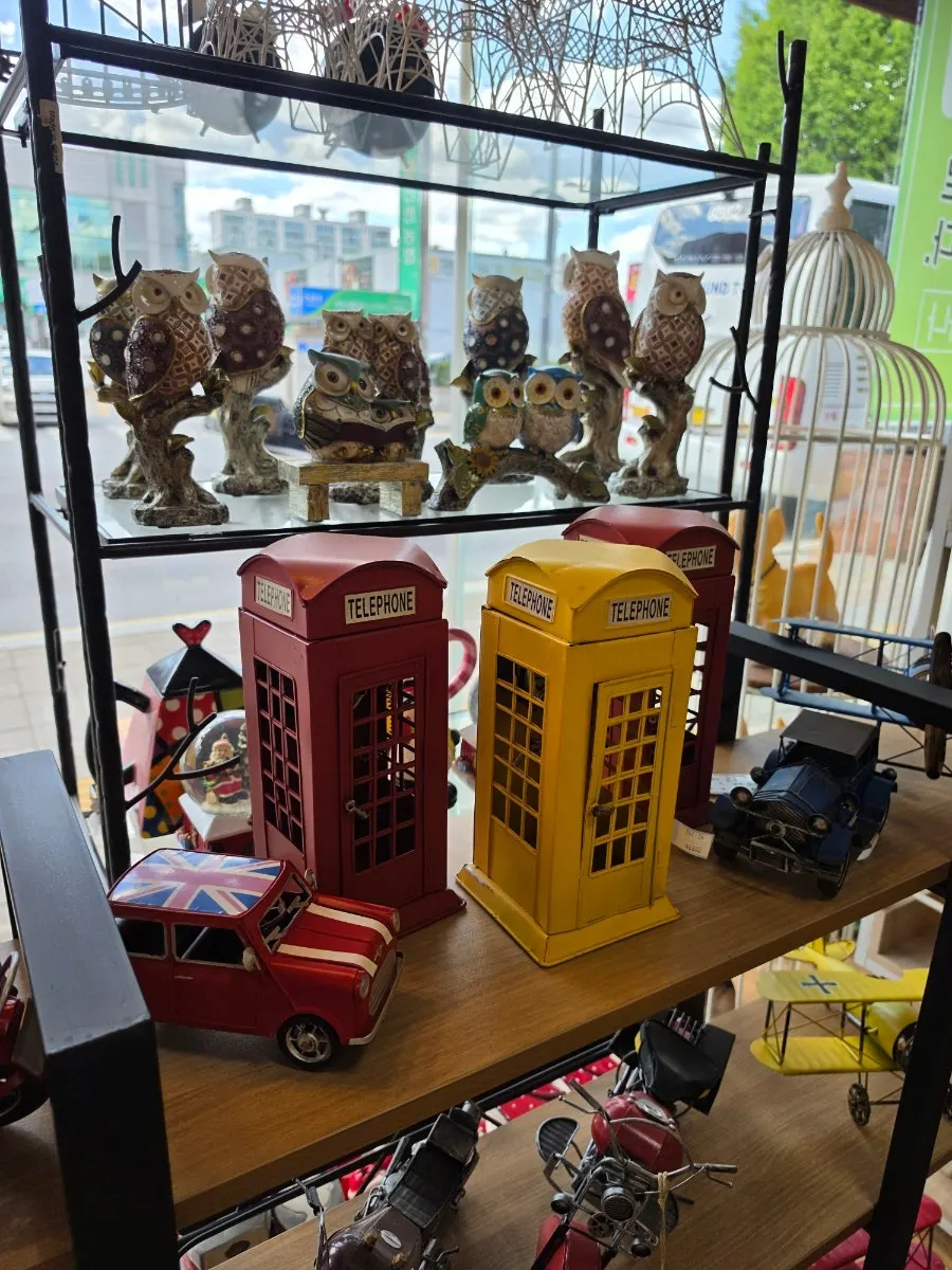 Decorative ornaments for homewarming gifts