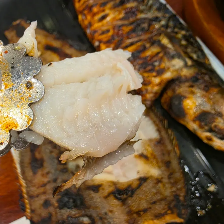 가자미구이 속살 단면