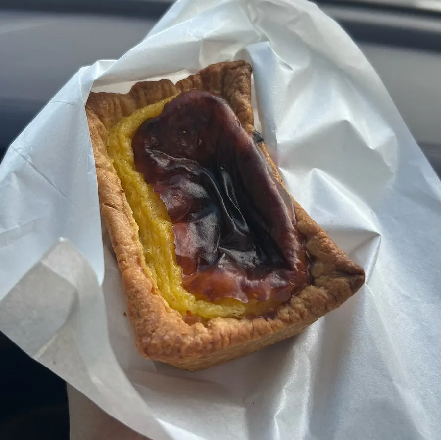 아몬드초코마들렌 디저트