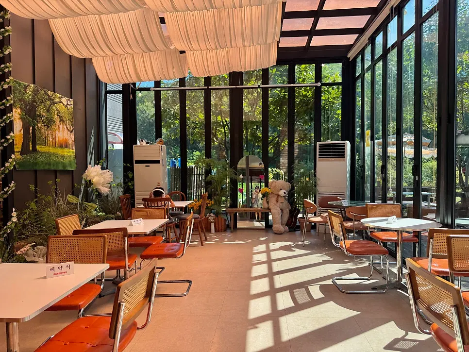 Parking information at Pino Cafe Cheonan