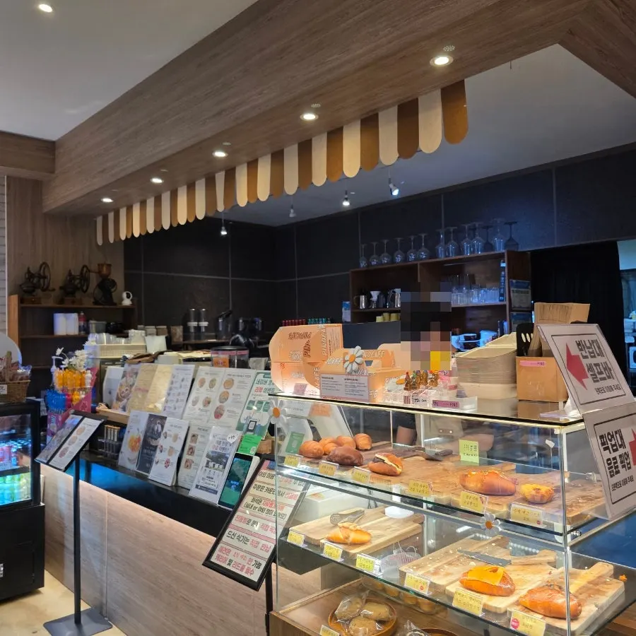 Pino Cafe Cheonan brunch menu information