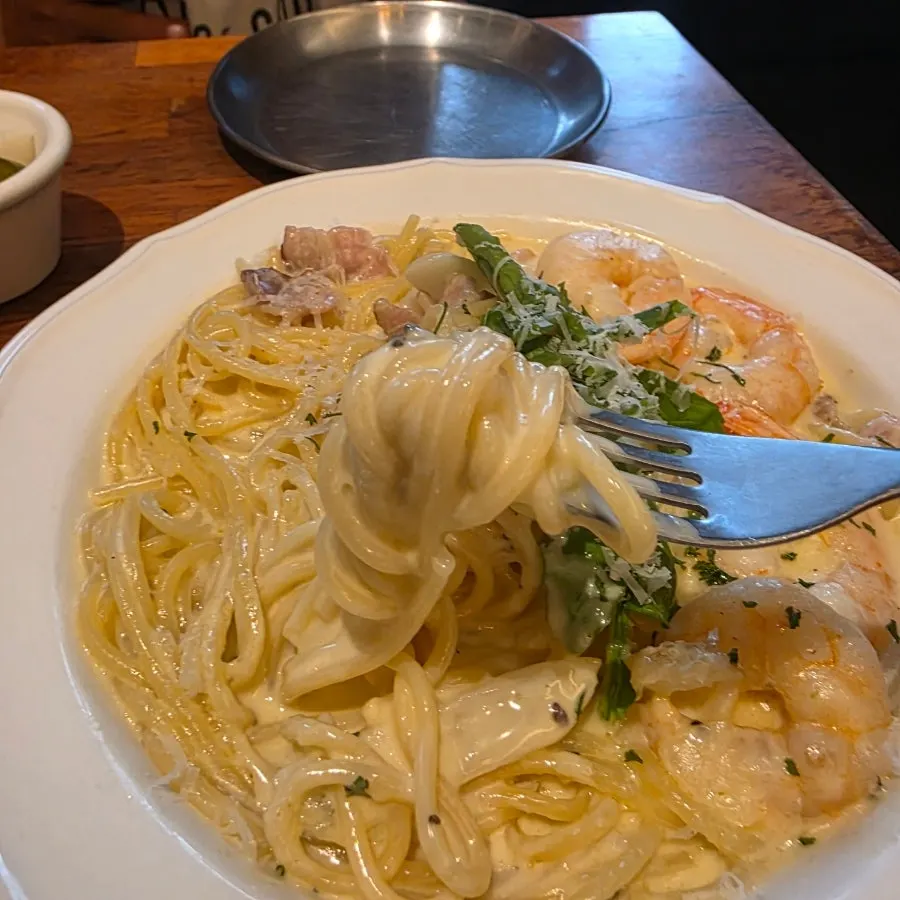 Cream sauce pasta