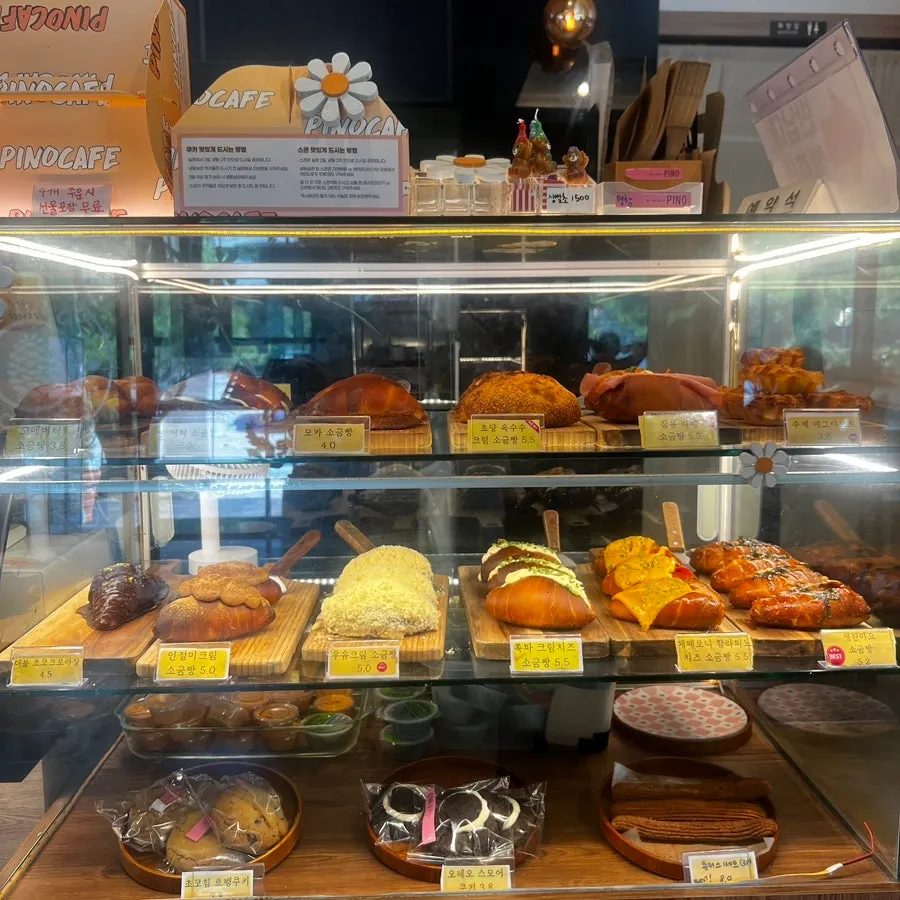 Interior view of Pino Cafe Cheonan