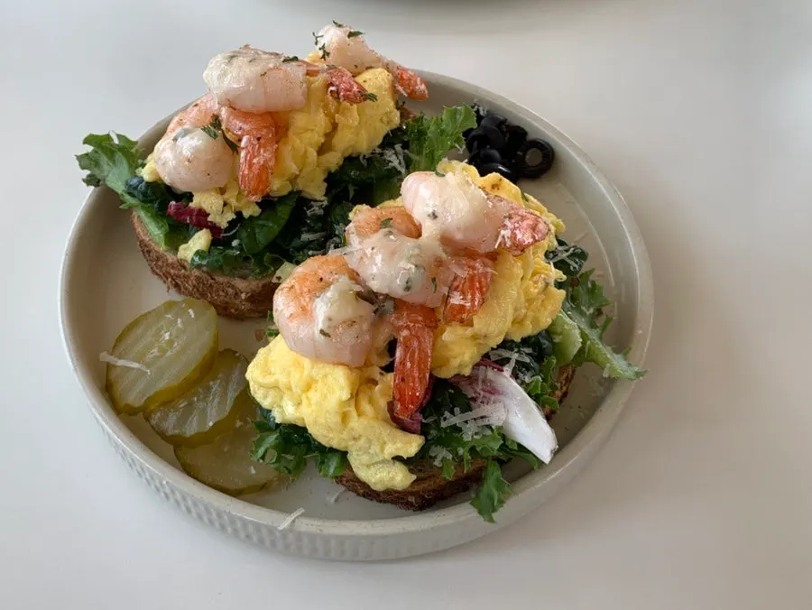 Plate of bisque shrimp oil pasta