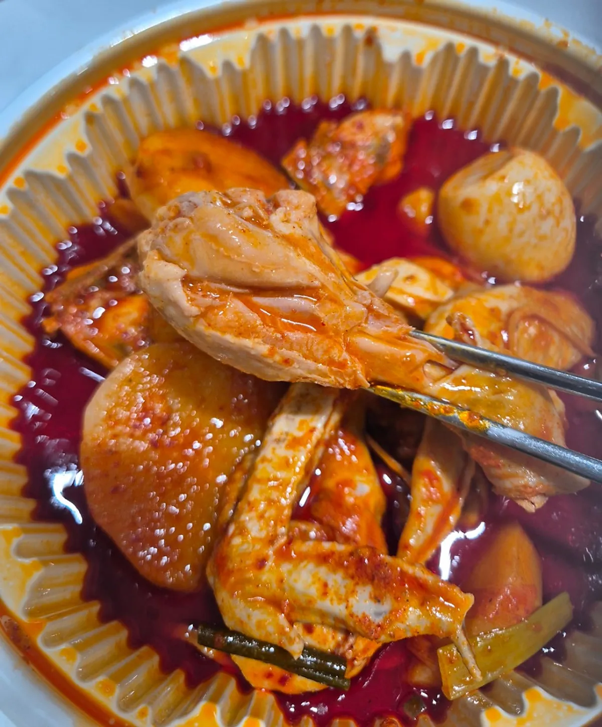 Dakhanmariban dakdoritang warmed up and served at home