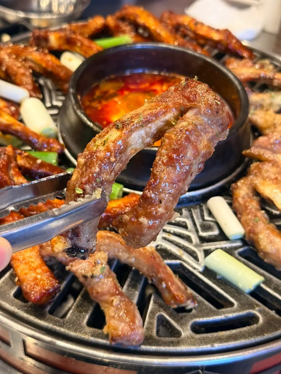 A tender piece of jjokgalbi