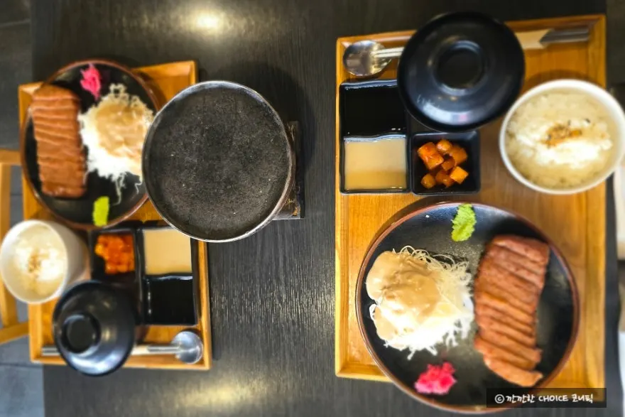 한 상 차려진 규카츠 2인분