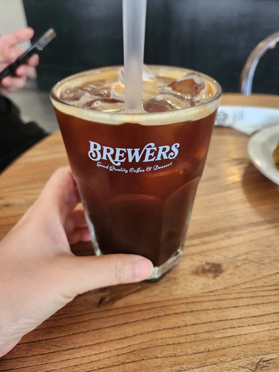 ICE 아메리카노 톨 사이즈 한 잔