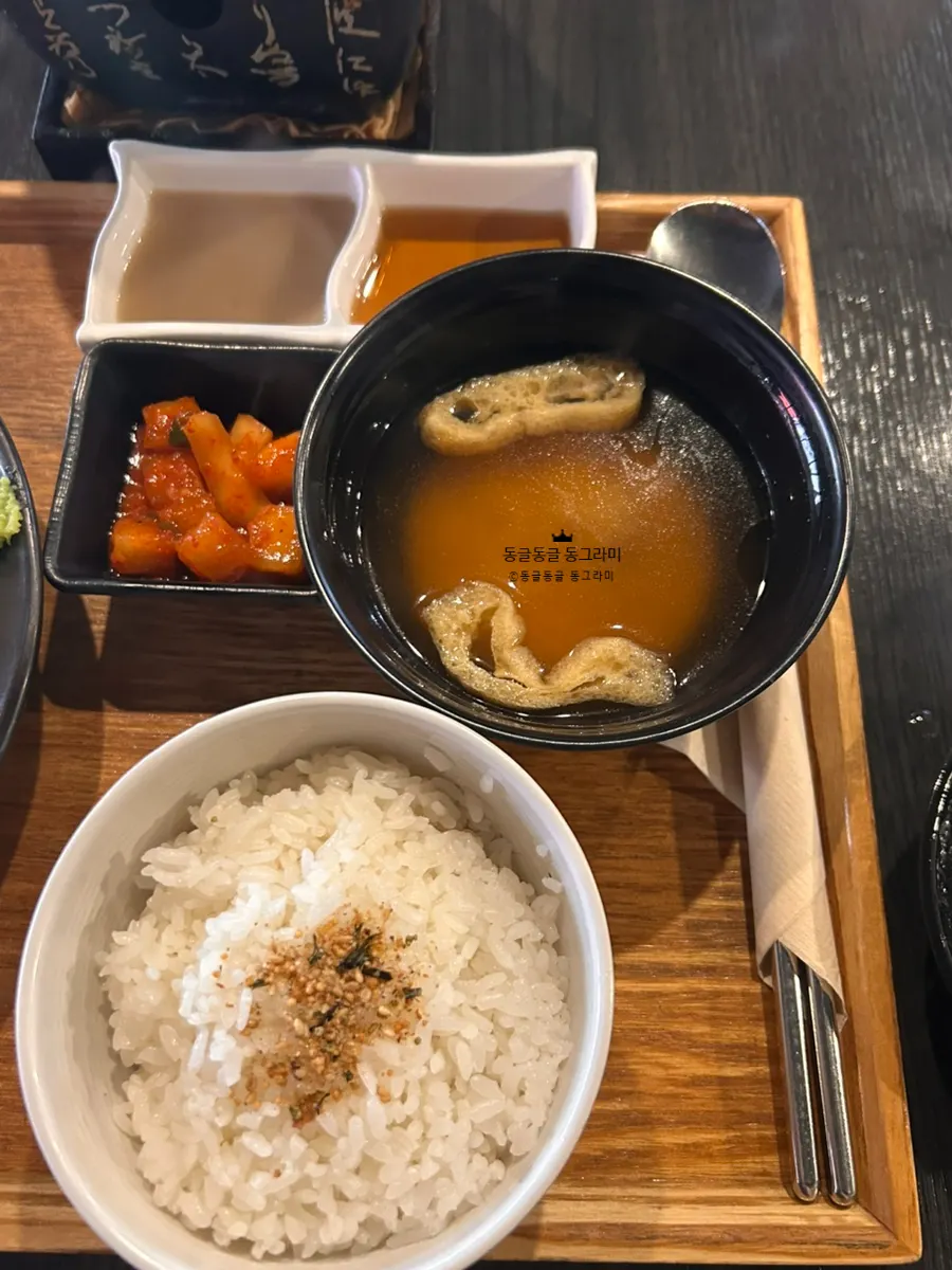 A generously portioned gyukatsu meal at Izawa
