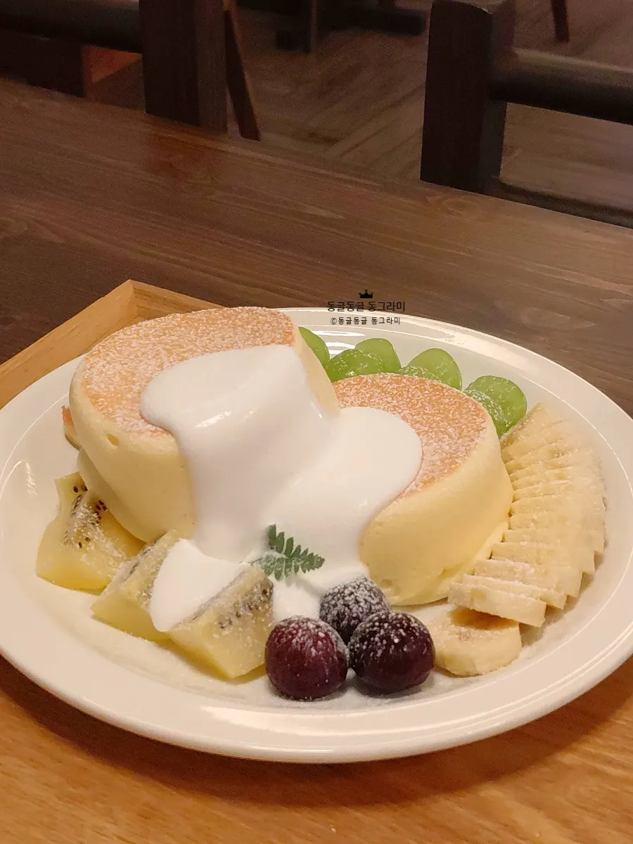 Storefront of Andamiro Pancake in Sinbu-dong, Cheonan