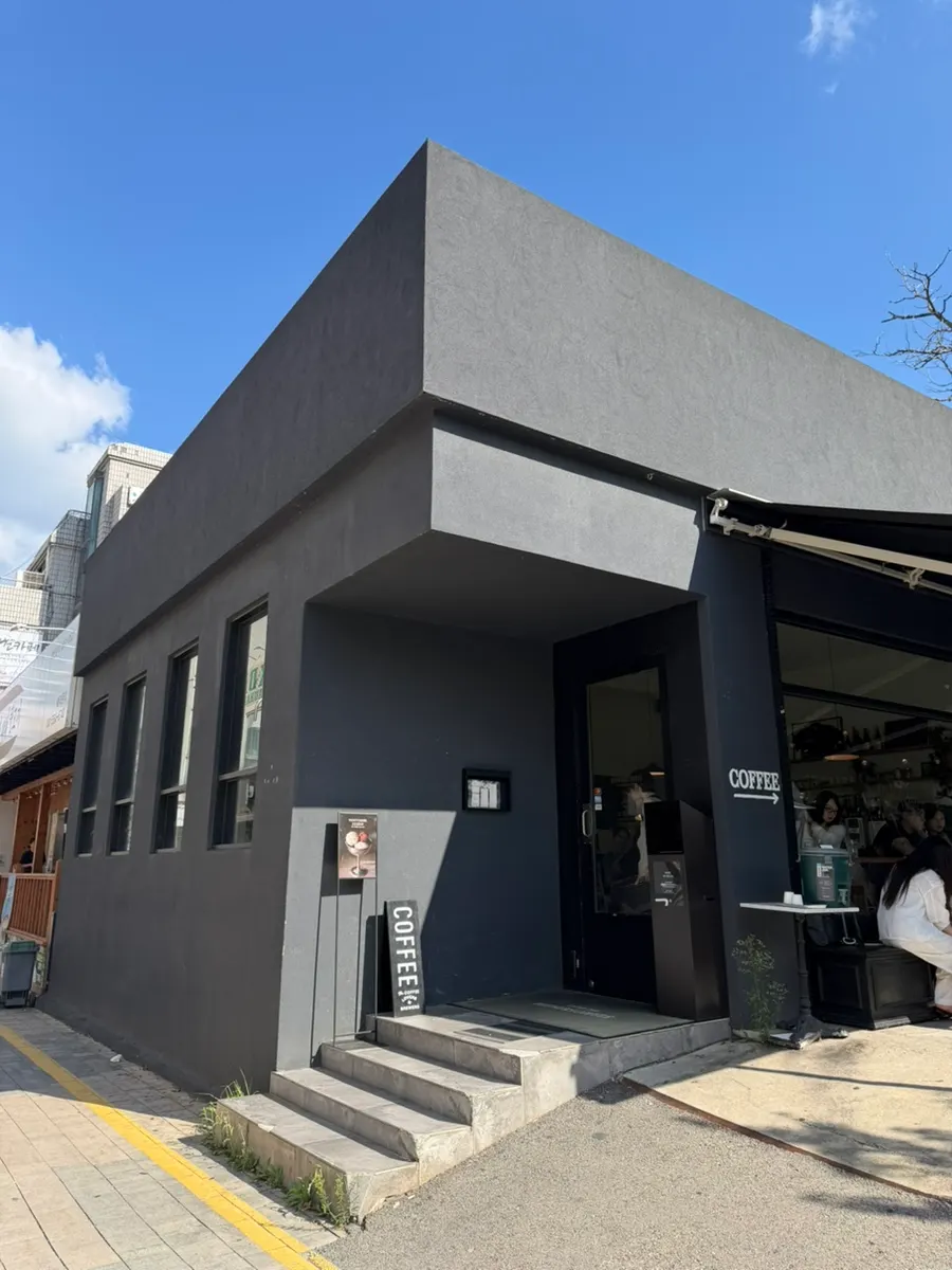 Busy atmosphere inside Brewers Coffee
