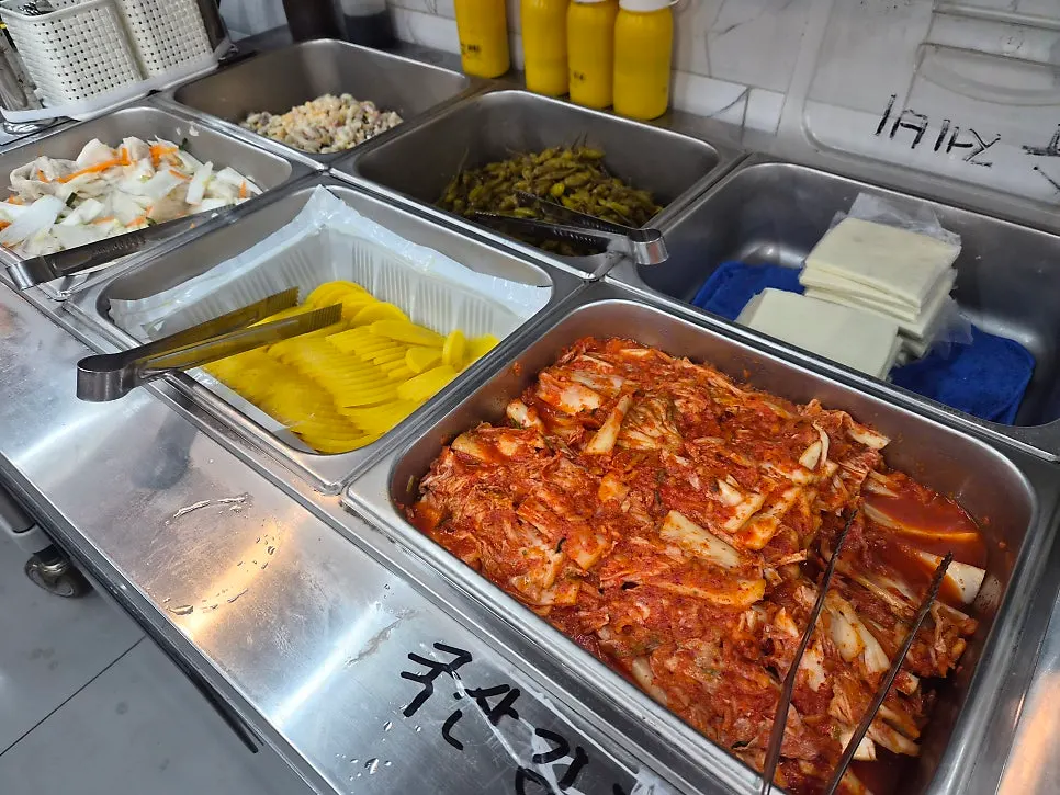 Self-service bar with sujebi and ramen noodles