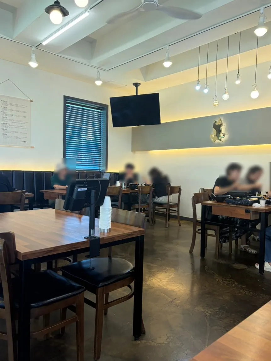Private room seating