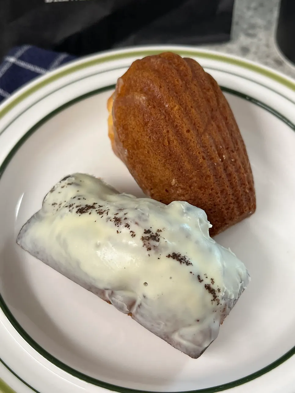 Bite-sized financier at Brewers Coffee