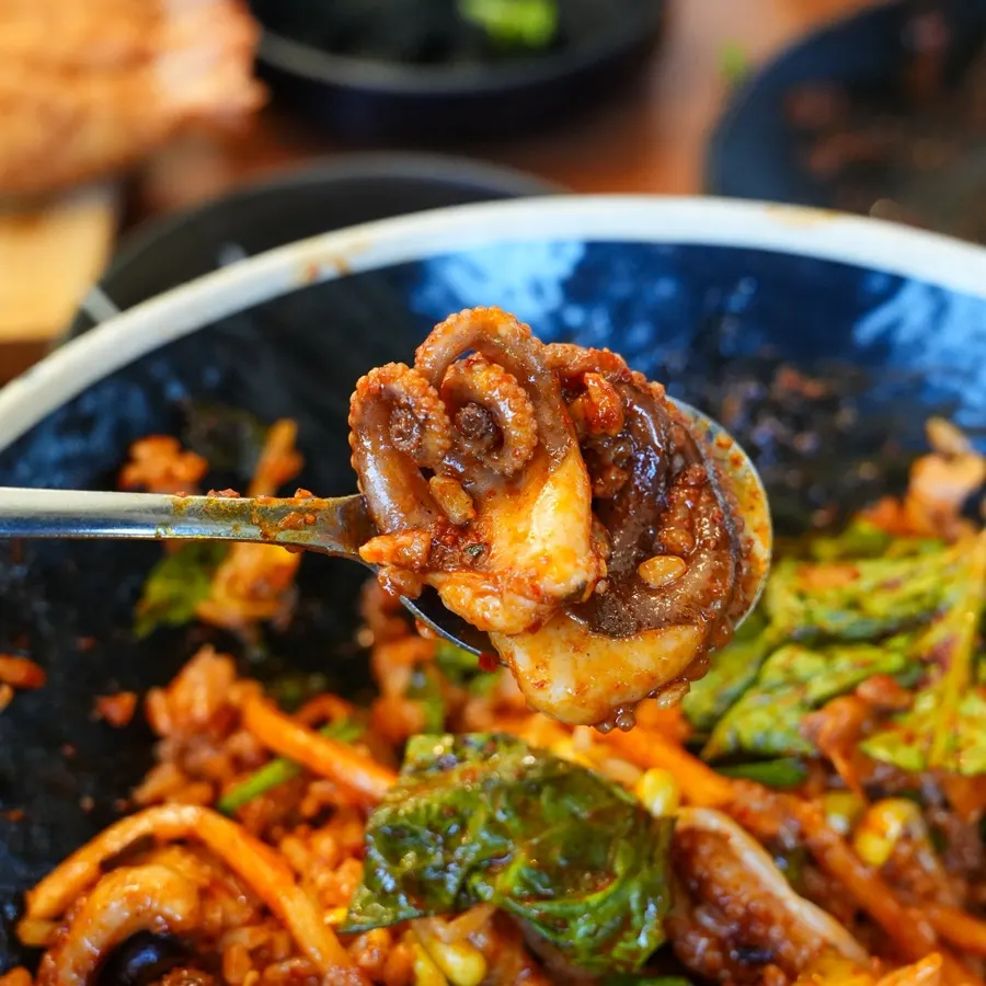 오동통한 쭈꾸미 한 점