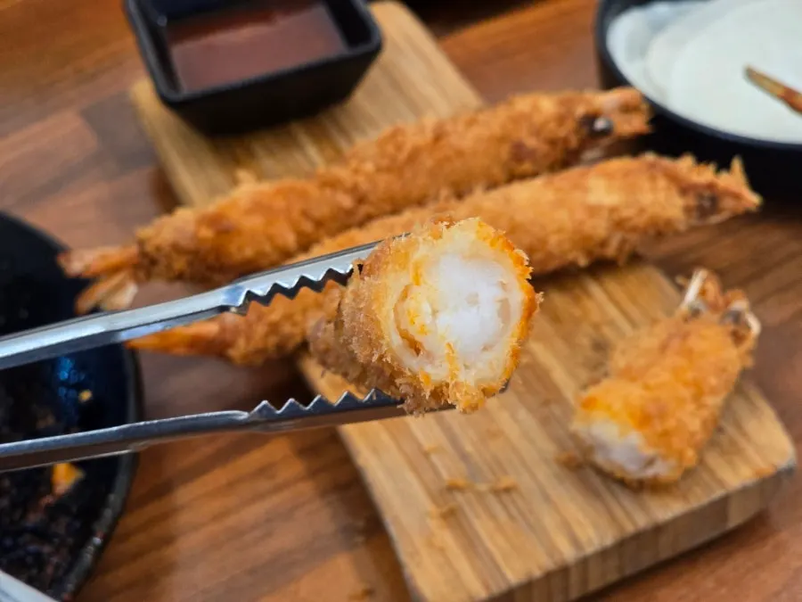 Two pieces of shrimp tempura included in the set