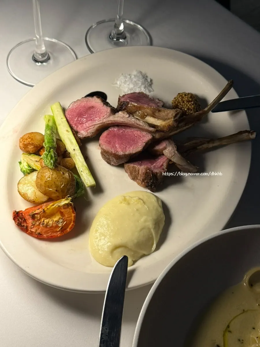 Lamb chops enjoyed with red wine