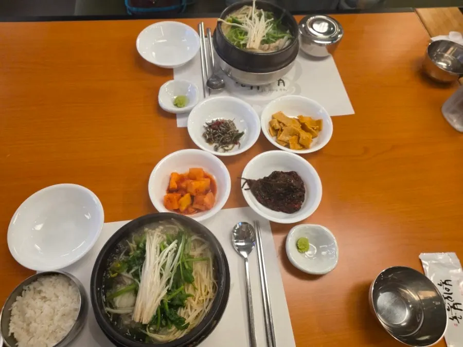 A bowl of clear pufferfish soup
