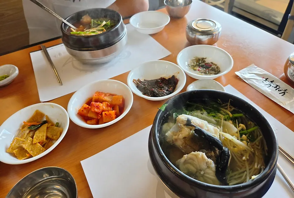 Table view during the meal at Bogi-o Boguk