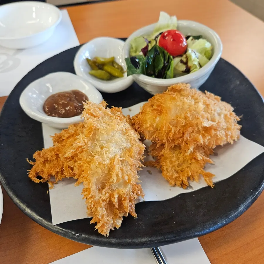 Golden-fried pufferfish cutlet