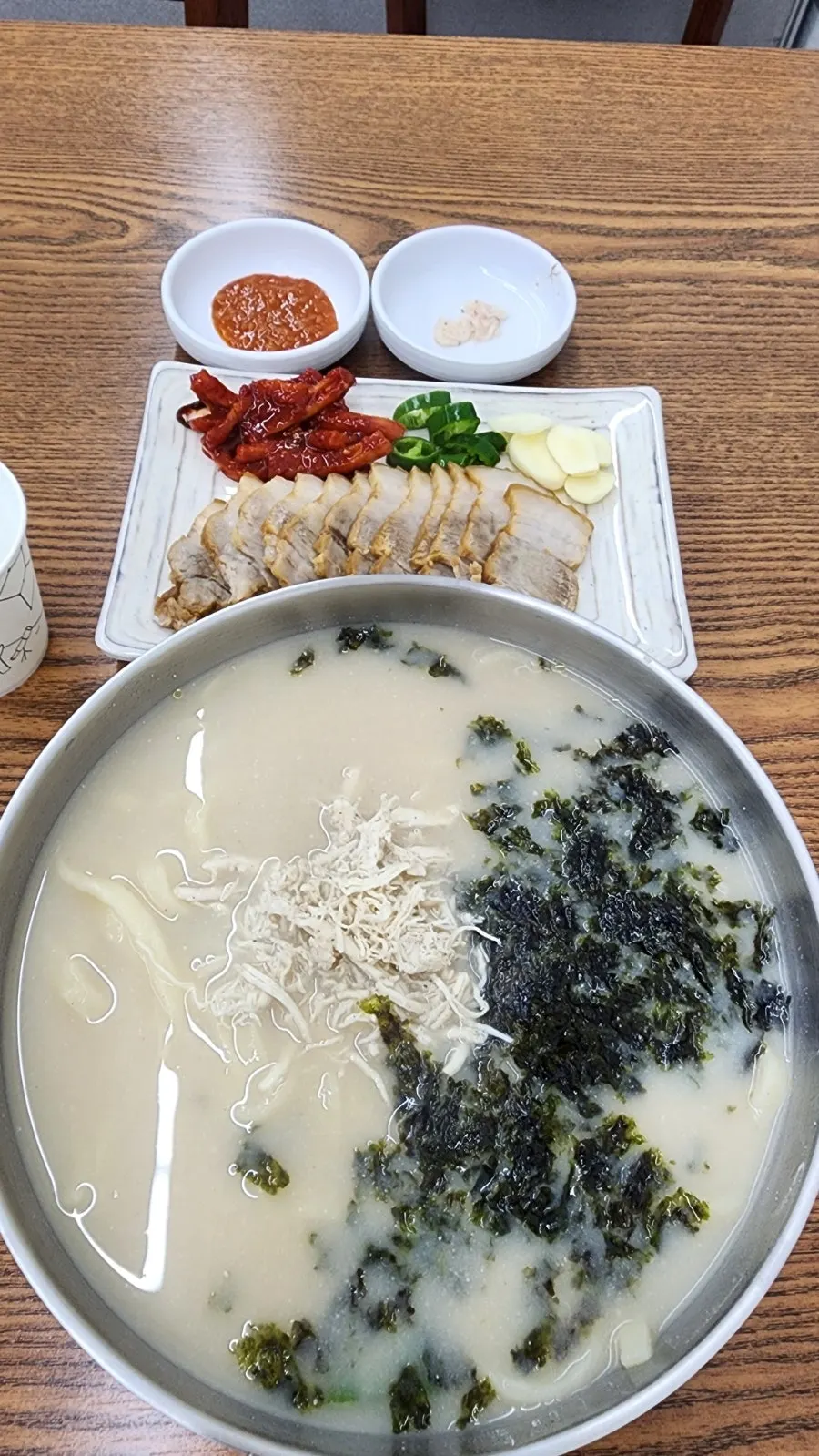 청담닭칼국수 메뉴판과 가격표