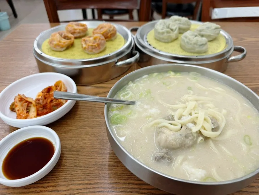 고기가 알차게 들어간 고기왕만두