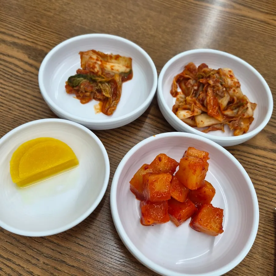 Sign for the free galbi mandu receipt review event