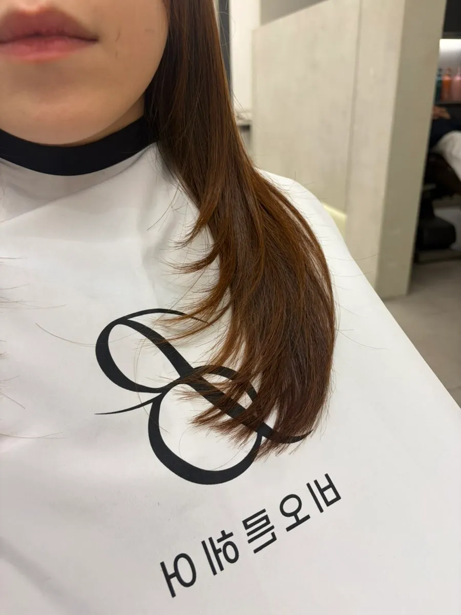 Checking the back view after the layered cut