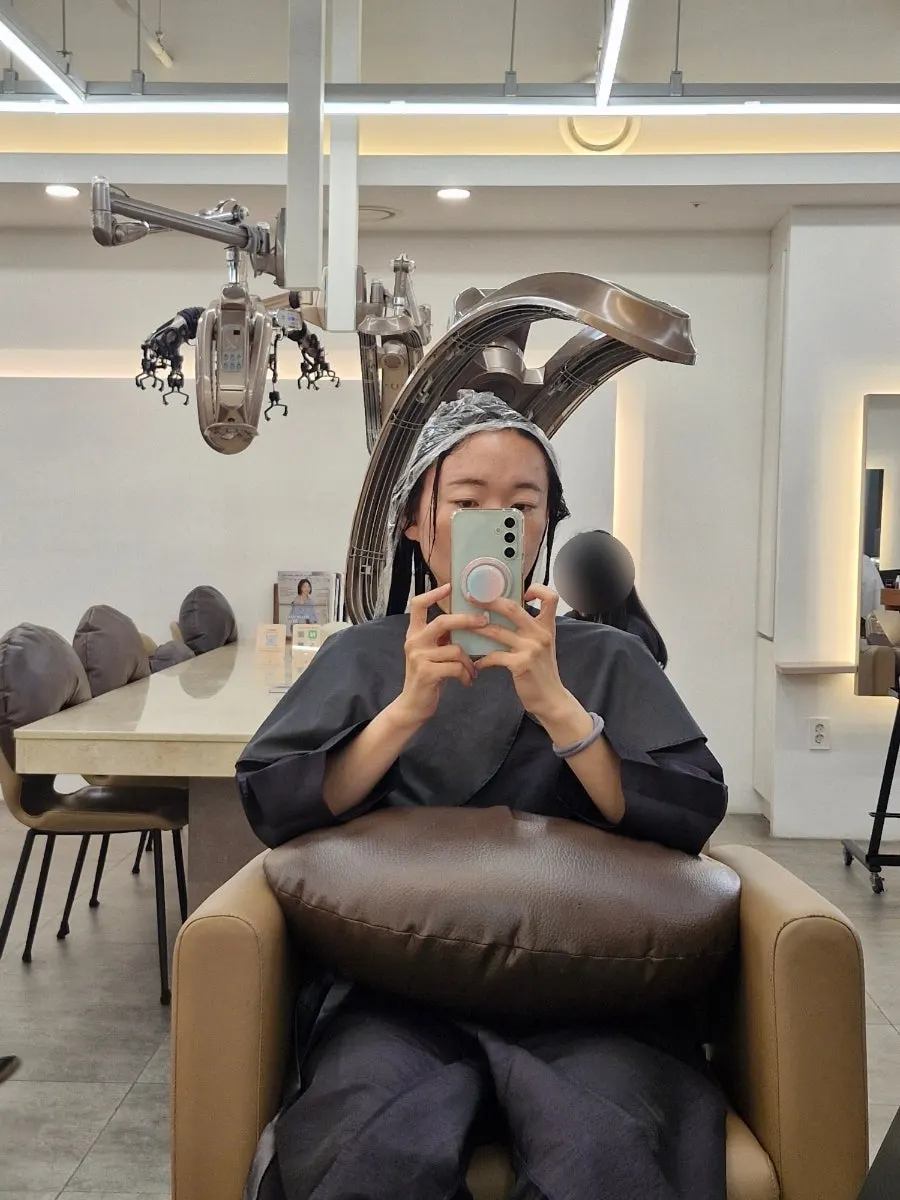 롯드를 말아 컬을 잡는 와인딩 과정