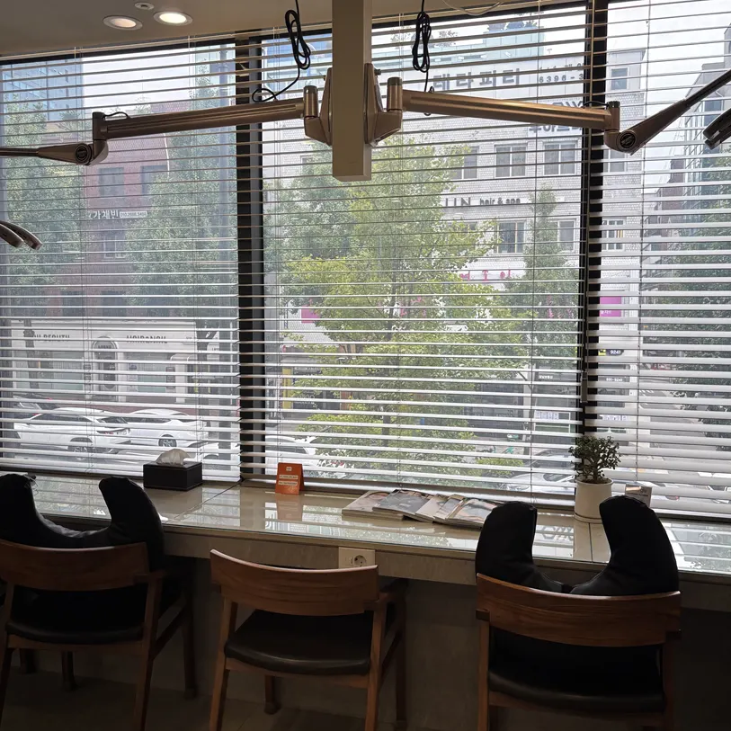 Entrance of Beorn Hair Cheongdam near Gangnam-gu Office Station