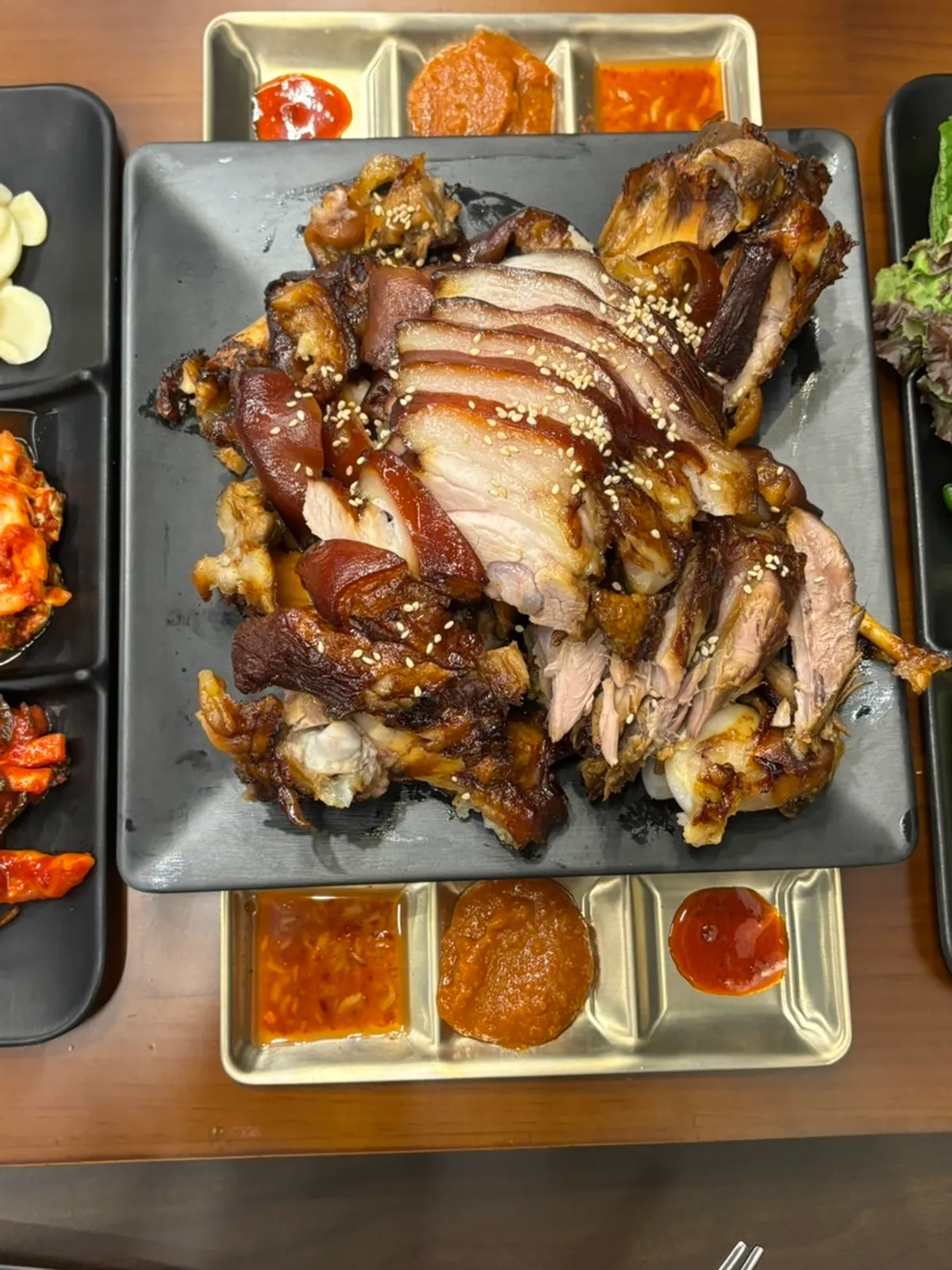 A plate of basic jokbal, medium, from Cheongdam Jokbal Gwanggyo Sanghyeon Branch